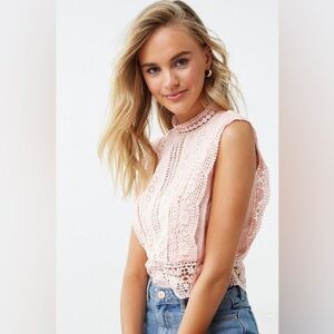 Forever 21‎ Sleeveless Eyelet Blush Colored Top Size Large NWT